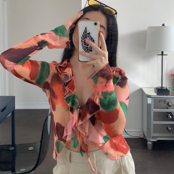 FLORAL RUFFLE TIE TOP - Picture 4 of 4